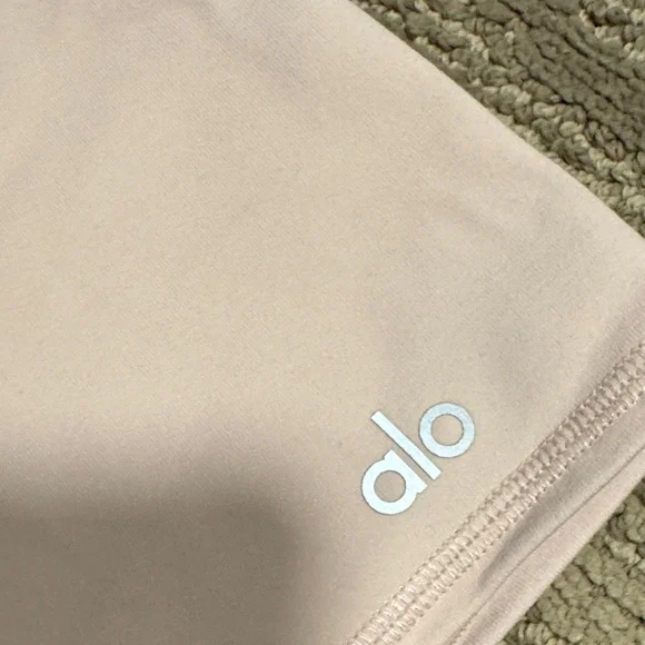 ALO Yoga Women's Light Pink Bike Shorts - Picture 2 of 4